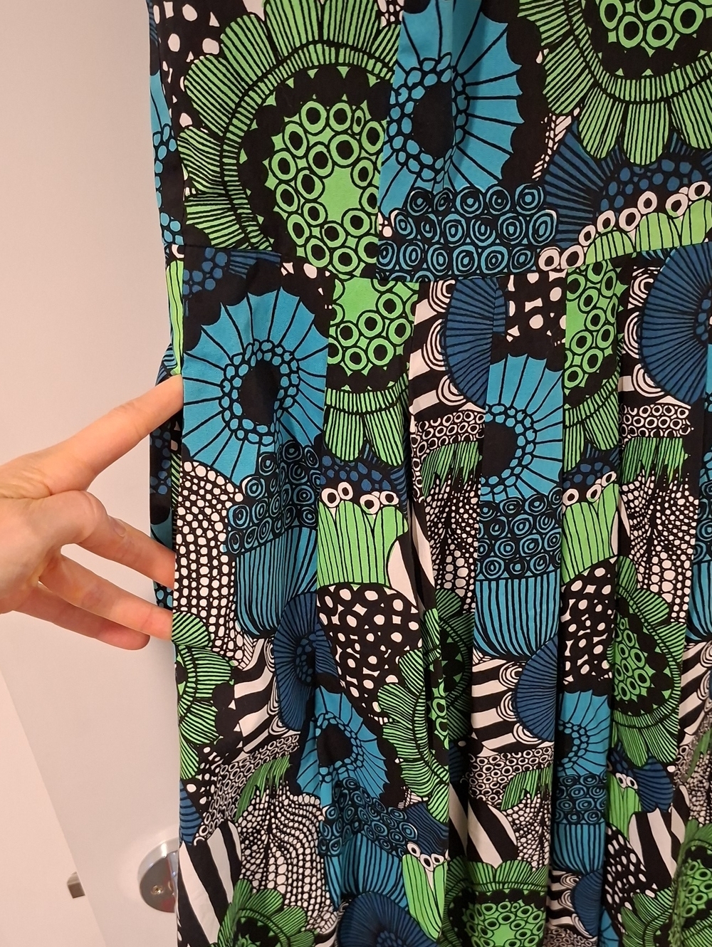 Banana Republic x Marimekko Blue & Green Floral Pleated Mini Dress (US 2) - Picture 3 of 7